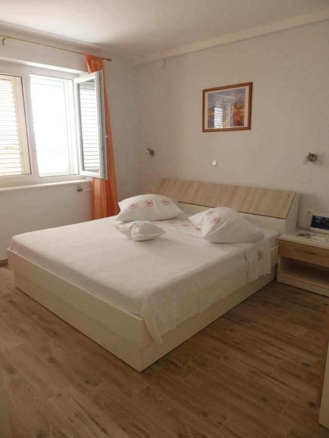 Apartmani Stipan 布雷拉 外观 照片