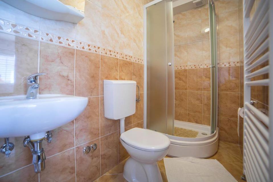 Apartmani Stipan 布雷拉 外观 照片