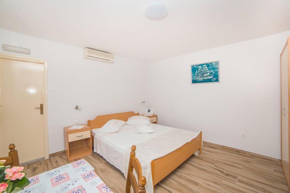 Apartmani Stipan 布雷拉 外观 照片